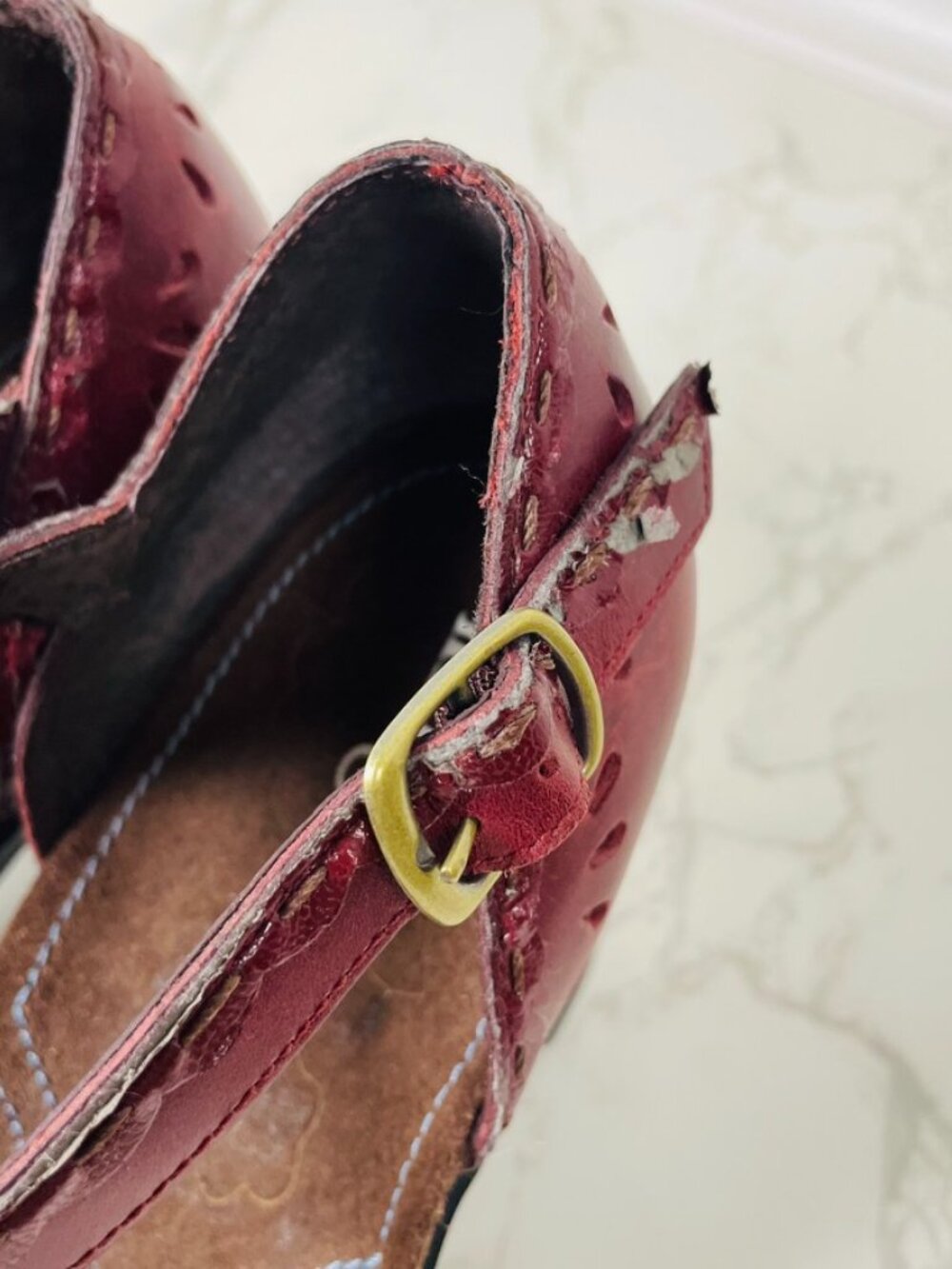 Indigo Clarks Burgundy Red Leather Scallop Edge Mary Jane Ankle Strap Heels | 8 - Picture 3 of 12